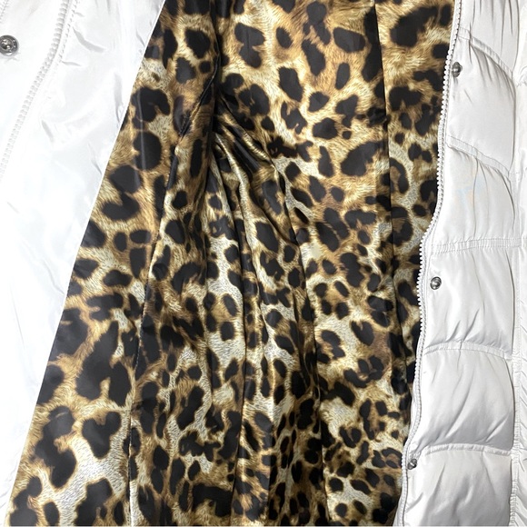 NWOT Laundry by Shelli Segal Faux Fur Collar Down Feather White Puffer Coat In M - Picture 6 of 14